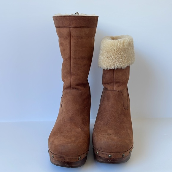 UGG Womens Carnegie Leather Studded Accents Boots Women's Size: 10M - Picture 3 of 9